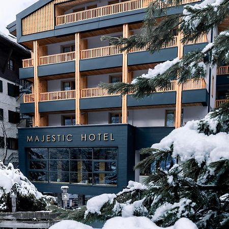 Majestic Hotel Madonna 外观 照片