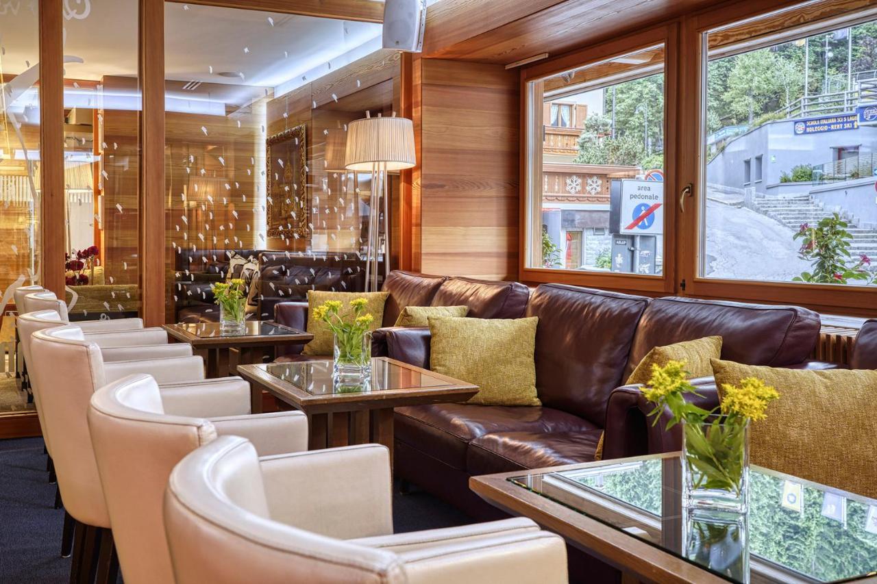 Majestic Hotel Madonna 外观 照片