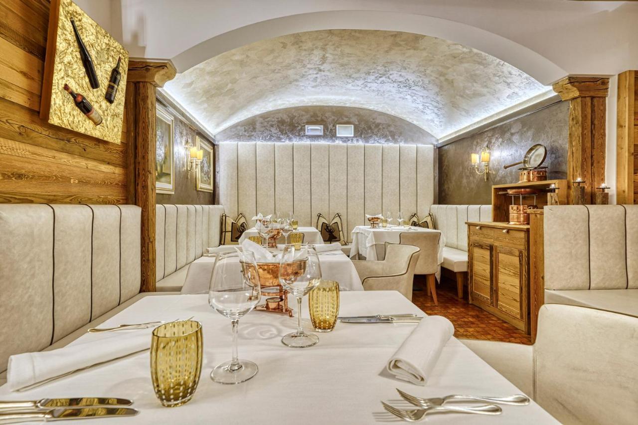 Majestic Hotel Madonna 外观 照片